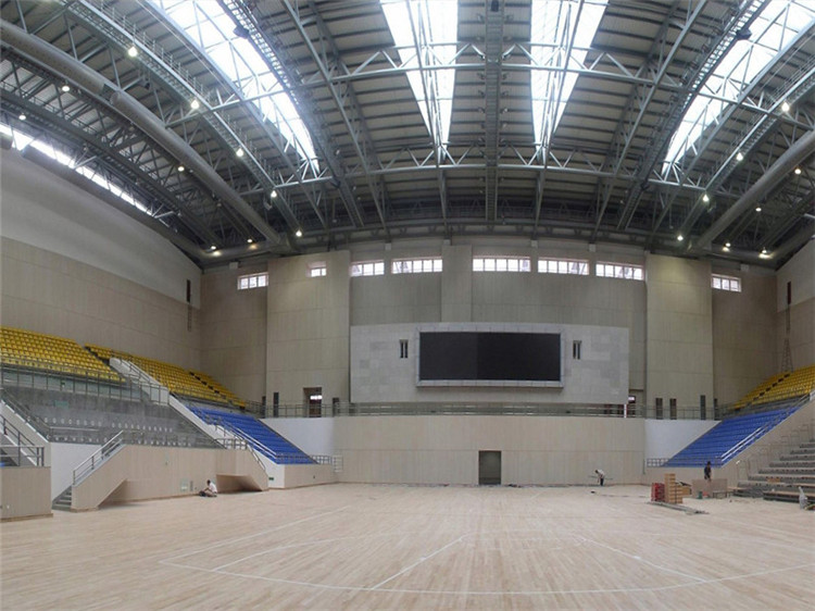 白山体育委员会运动场